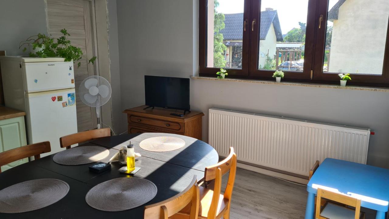 Urocze Apartamenty Na Wsi Goledzinow Exteriér fotografie