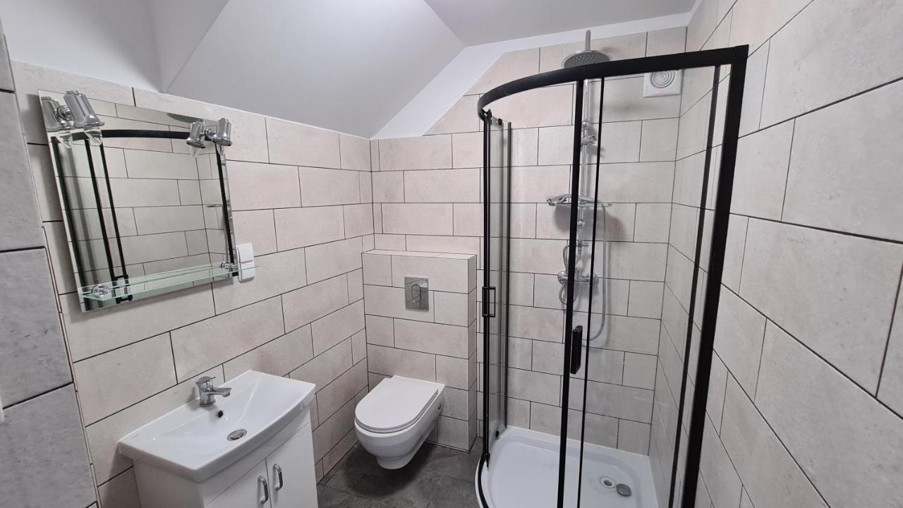 Urocze Apartamenty Na Wsi Goledzinow Exteriér fotografie