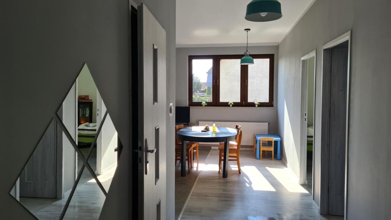 Urocze Apartamenty Na Wsi Goledzinow Exteriér fotografie