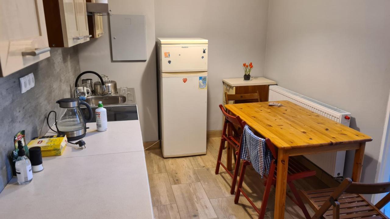 Urocze Apartamenty Na Wsi Goledzinow Exteriér fotografie