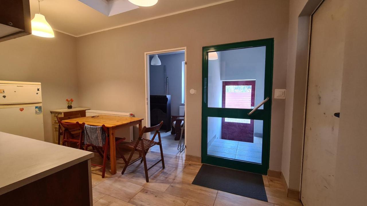 Urocze Apartamenty Na Wsi Goledzinow Exteriér fotografie