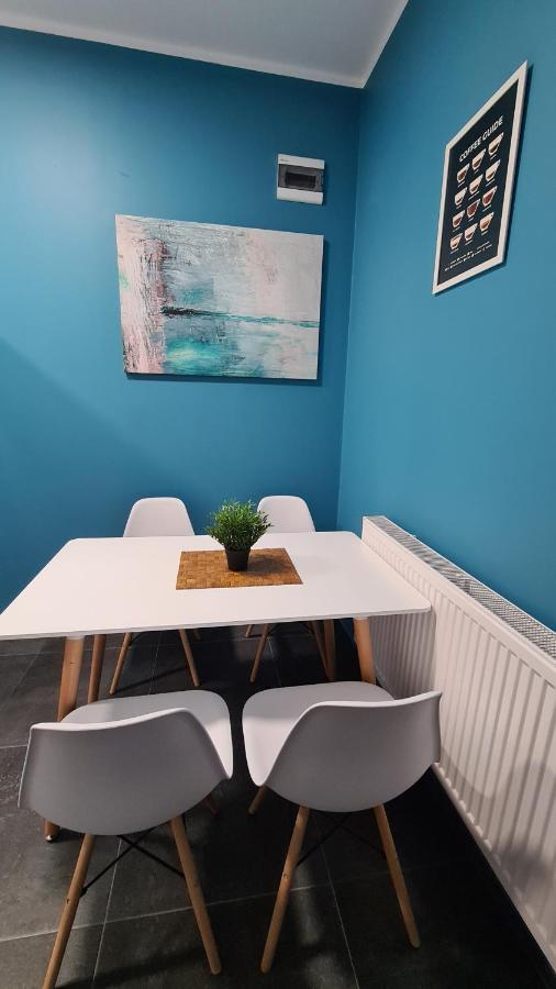 Urocze Apartamenty Na Wsi Goledzinow Exteriér fotografie