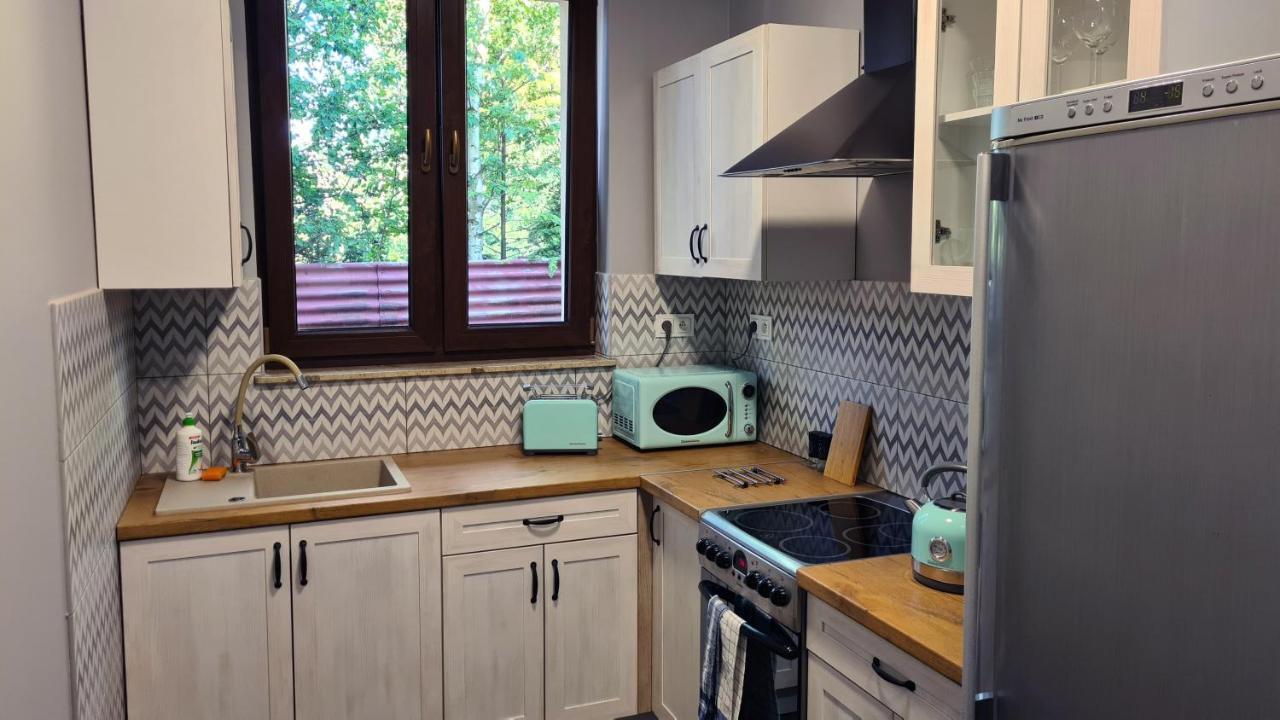 Urocze Apartamenty Na Wsi Goledzinow Exteriér fotografie