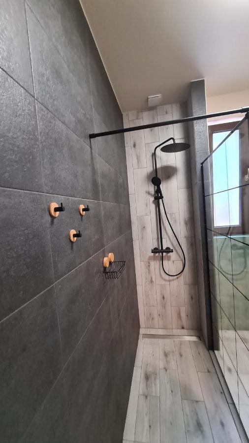 Urocze Apartamenty Na Wsi Goledzinow Exteriér fotografie